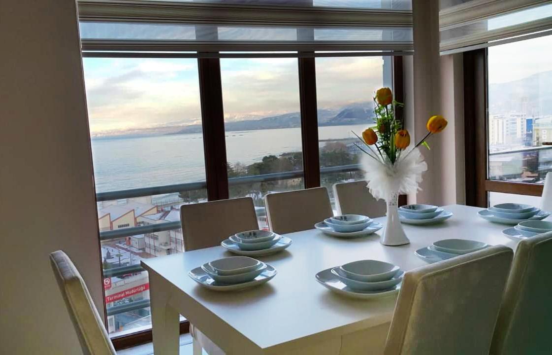 Defne Gold Aparthotel Trabzon Bagian luar foto